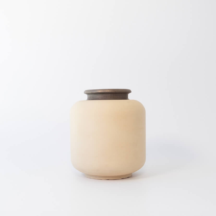 Buddy pet urn. Image of textured traditional urn in bone.